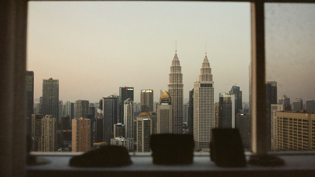 Play KING333 Malaysia in ringgit, from RM30 to RM75,000 a day